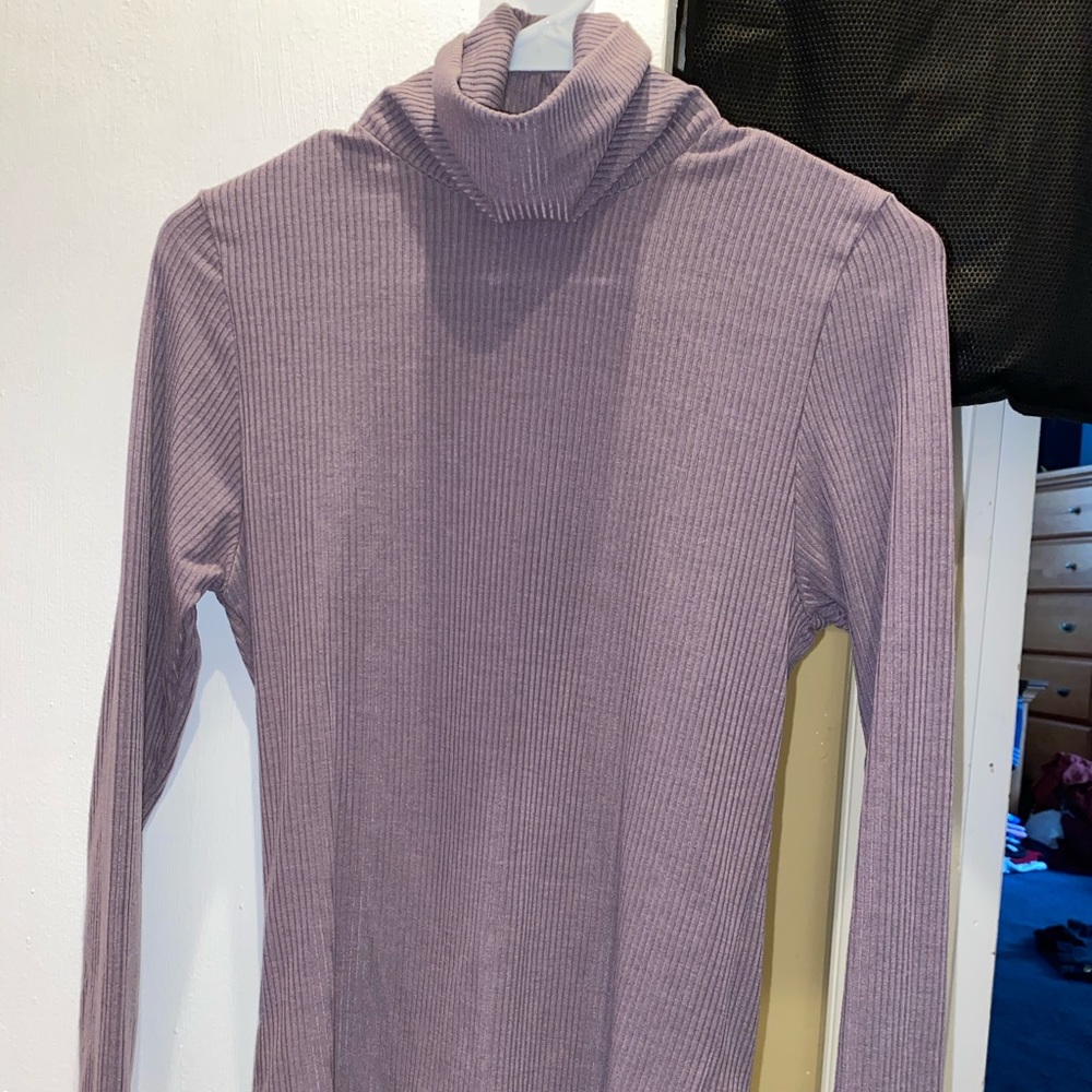 Charlotte Russe Purple long sleeve turtleneck